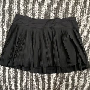 Women’s Lululemon skirt size 8